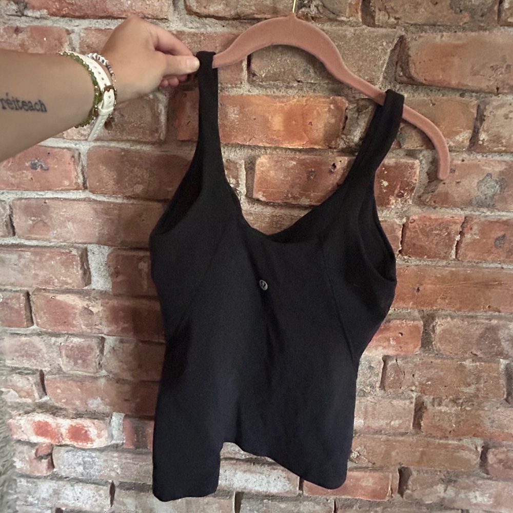 Lulu align tank with built in bra worn twice. Built in bra